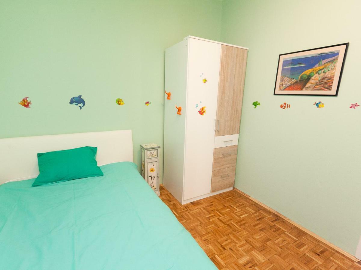 Apartments Marija Vir Eksteriør billede